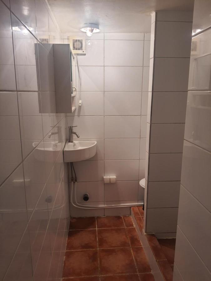 Liten Laegenhet 2 + 2 Pers Fågelfors المظهر الخارجي الصورة