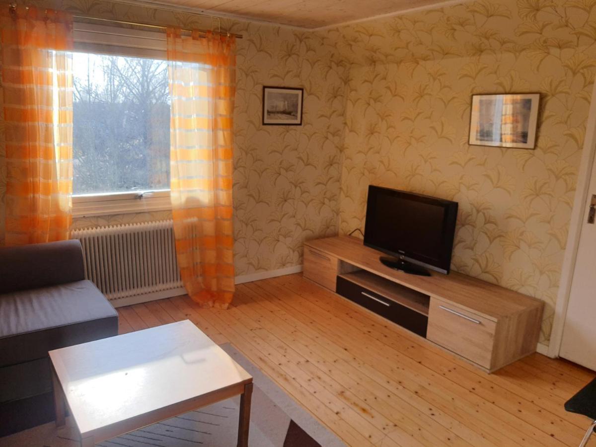 Liten Laegenhet 2 + 2 Pers Fågelfors المظهر الخارجي الصورة