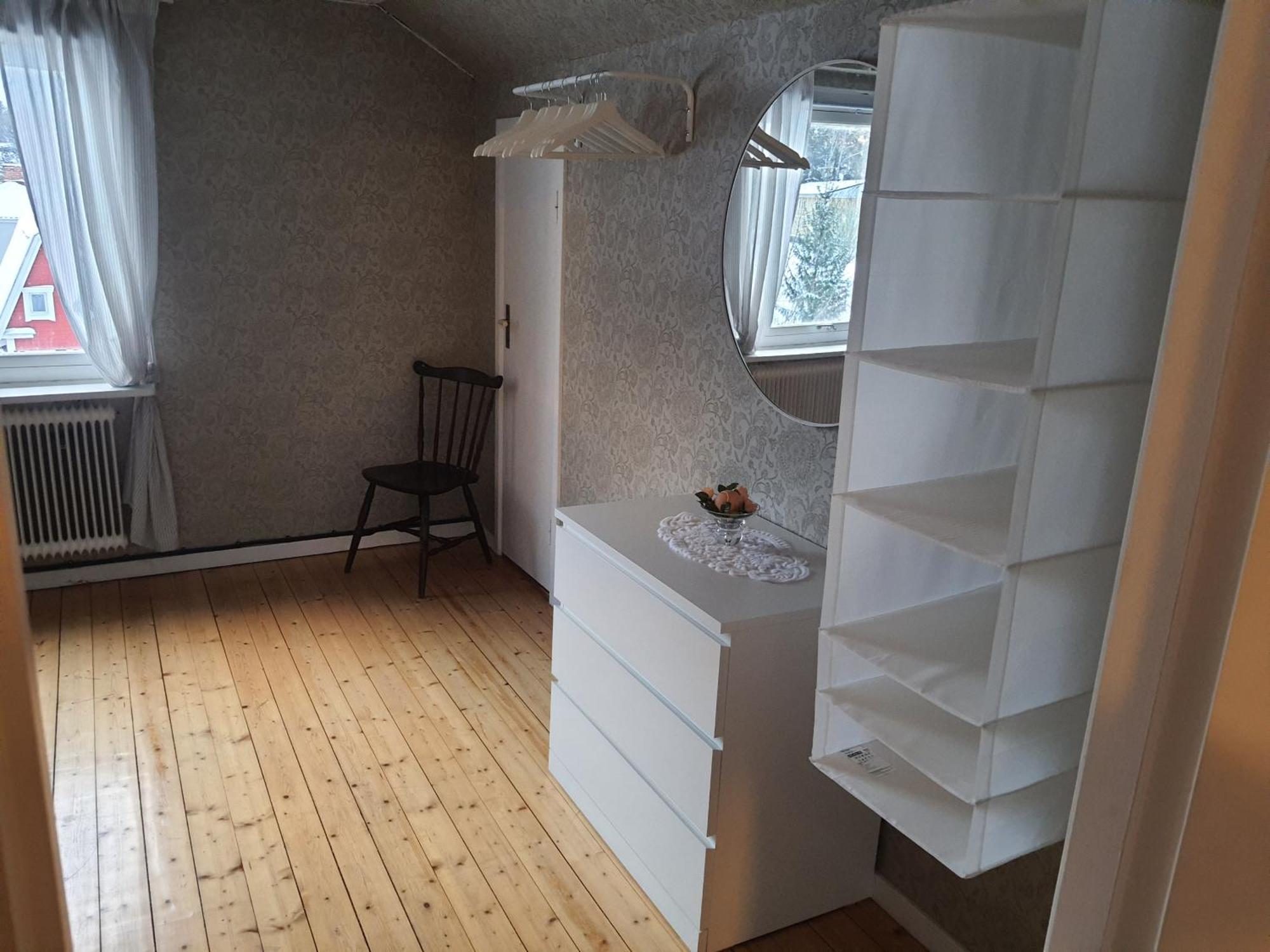 Liten Laegenhet 2 + 2 Pers Fågelfors المظهر الخارجي الصورة